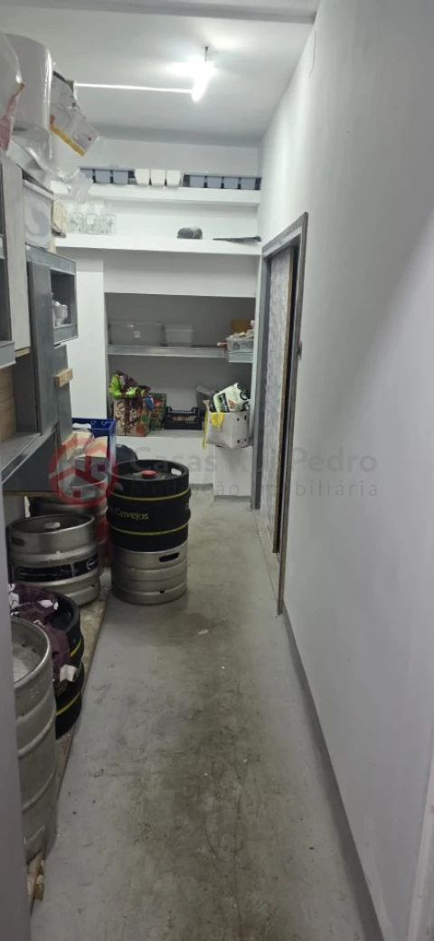 Negócio para Cedência de Quotas em Amora