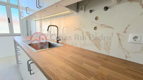 Apartamento T2 para Venda em Amora