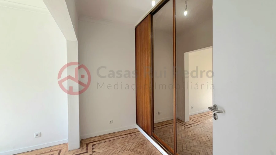 Apartamento T2 para Venda em Amora Foto 20