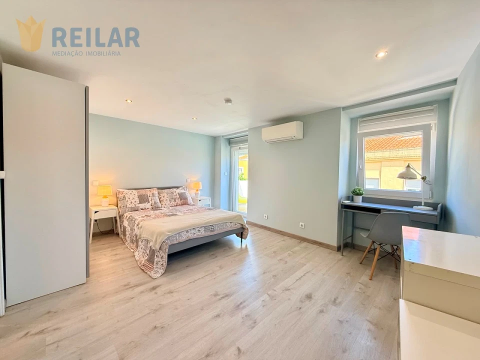 Moradia T1 para Venda em Póvoa de Santa Iria e Forte da Casa Foto 4