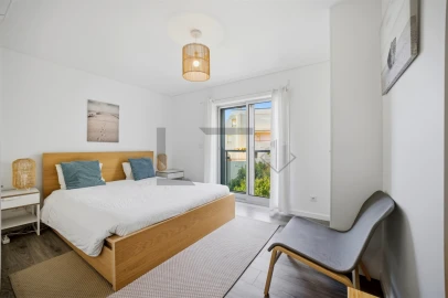 Apartamento T2 para Venda em Sesimbra (Santiago)