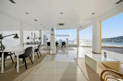Apartamento T2 para Venda em Sesimbra (Santiago)