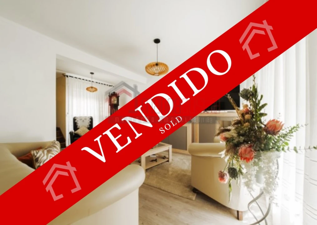 Moradia T4 para Venda em Peniche Foto 1