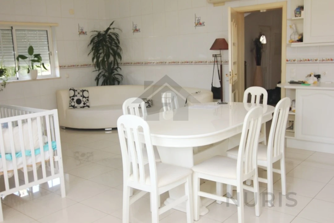 Moradia T5 para Venda em Alvor Foto 3