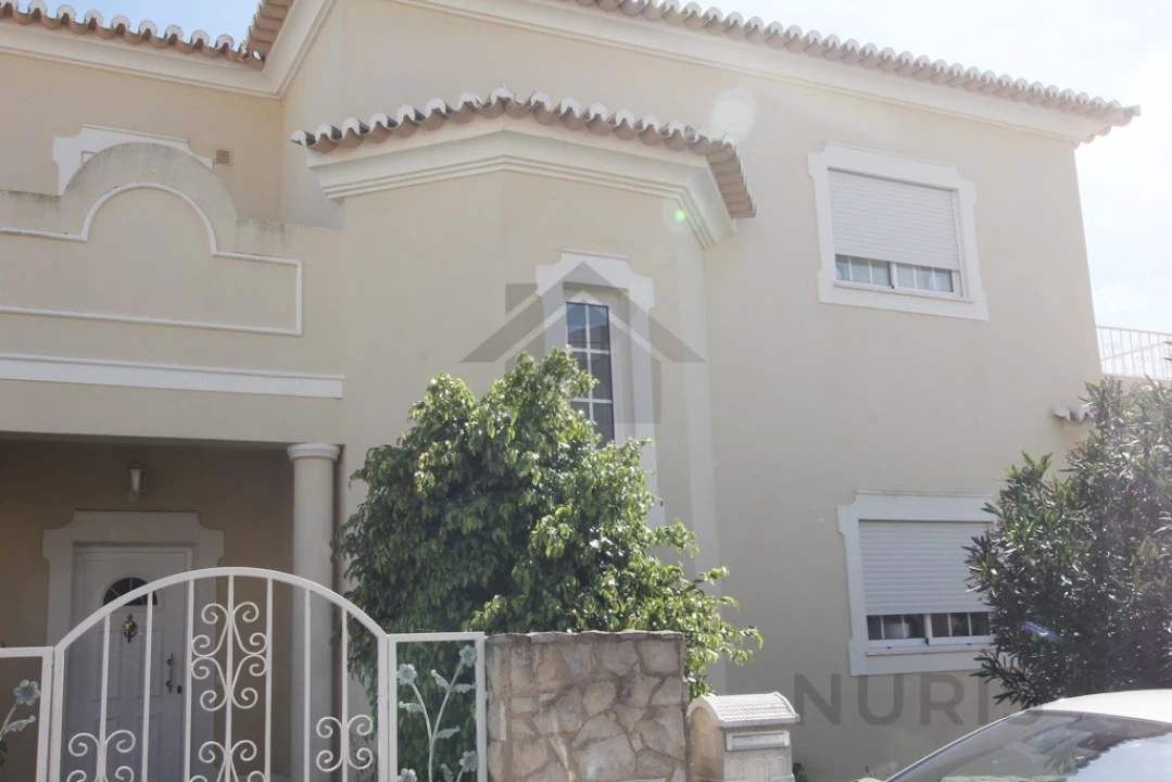 Moradia T5 para Venda em Alvor Foto 28