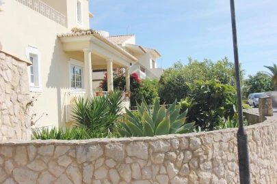 Moradia T5 para Venda em Alvor