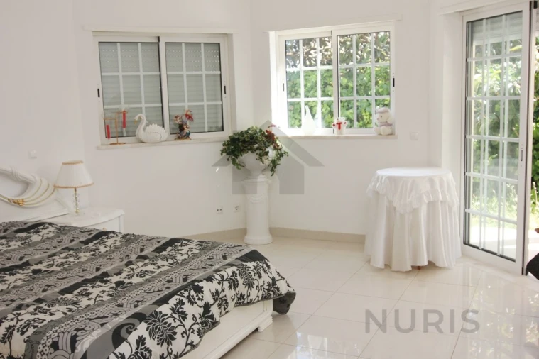 Moradia T5 para Venda em Alvor Foto 10