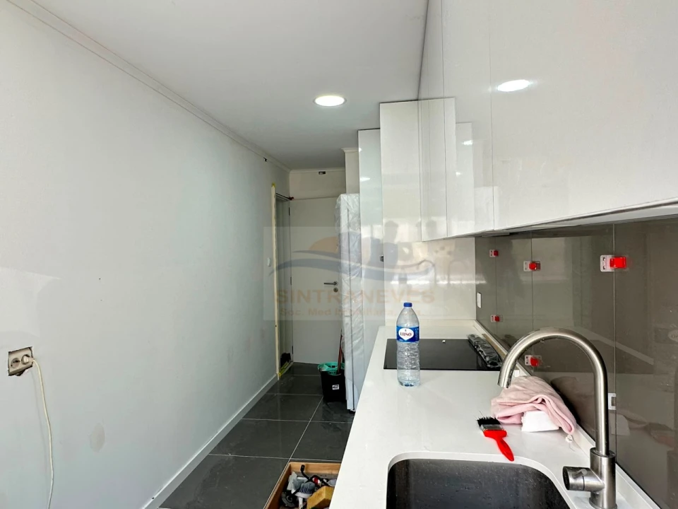 Apartamento T3 para Venda em Águas Livres Foto 7