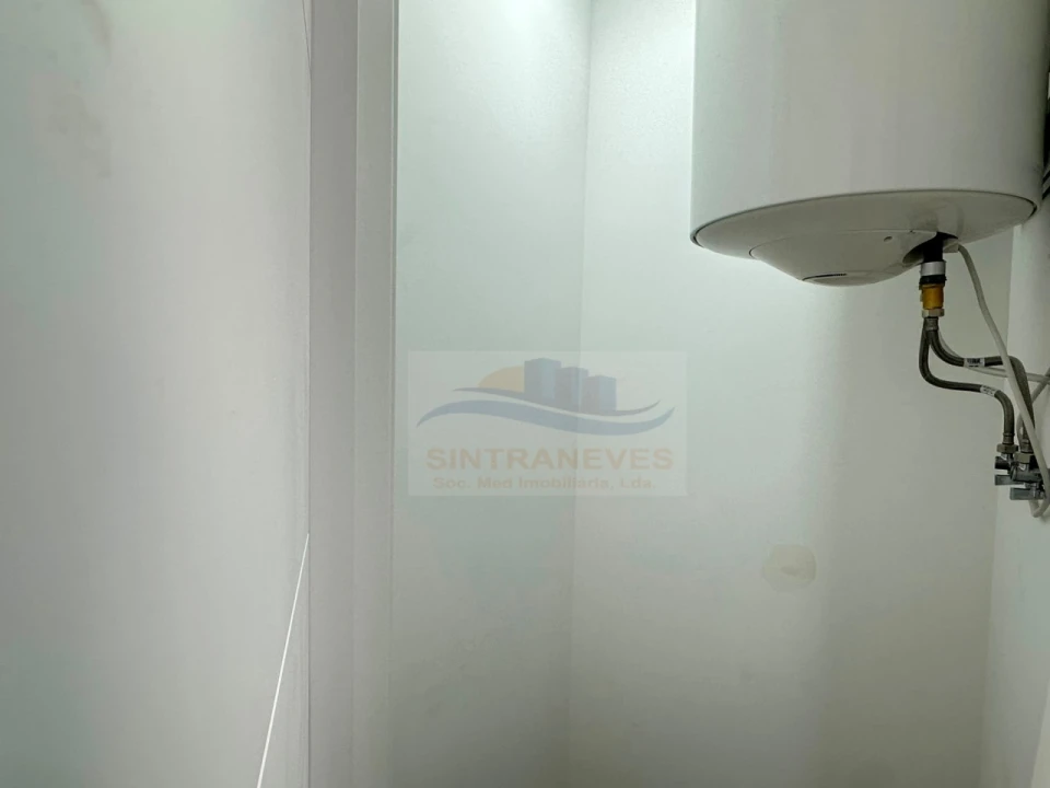Apartamento T3 para Venda em Águas Livres Foto 10