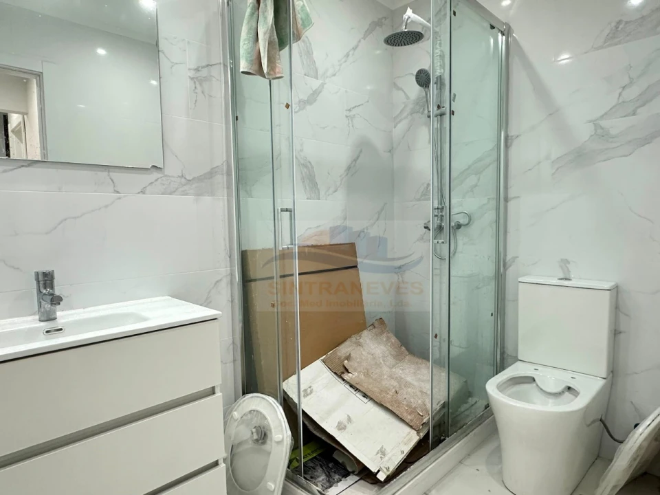 Apartamento T3 para Venda em Águas Livres Foto 15