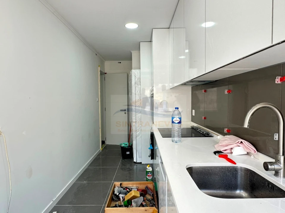 Apartamento T3 para Venda em Águas Livres Foto 17