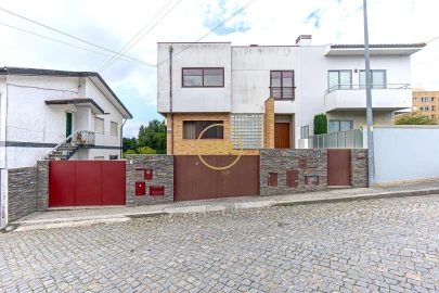Moradia T2 para Venda em Cidade da Maia