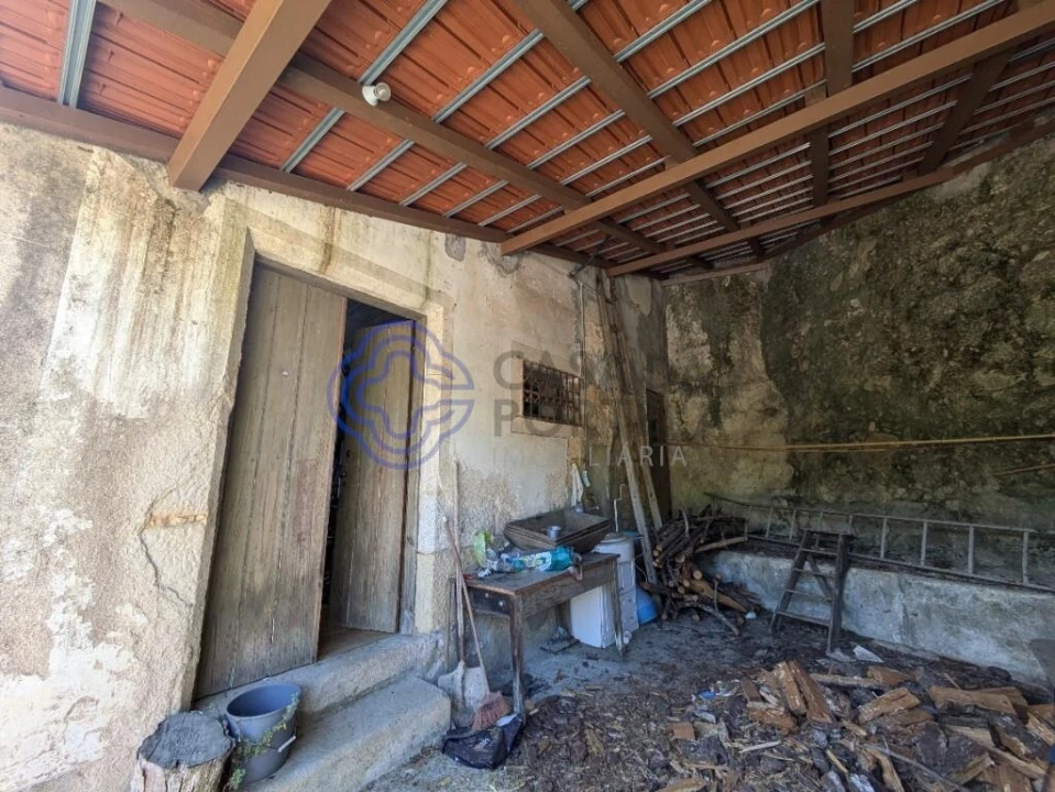 Moradia T8 para Venda em São Cipriano e Vil de Souto Foto 10