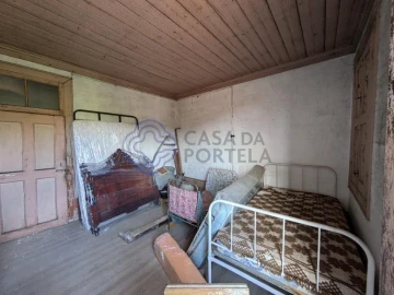 Moradia T8 para Venda em São Cipriano e Vil de Souto