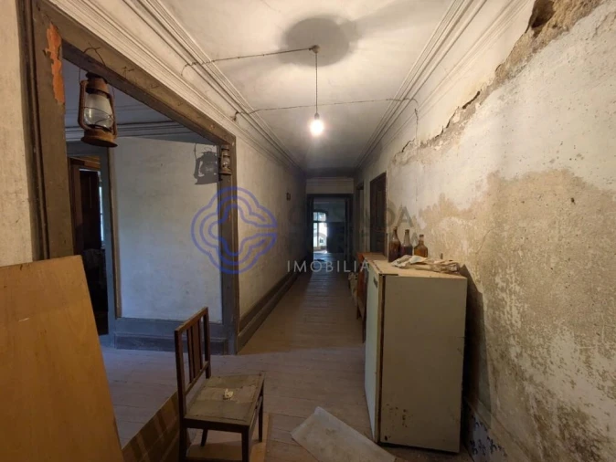 Moradia T8 para Venda em São Cipriano e Vil de Souto Foto 15