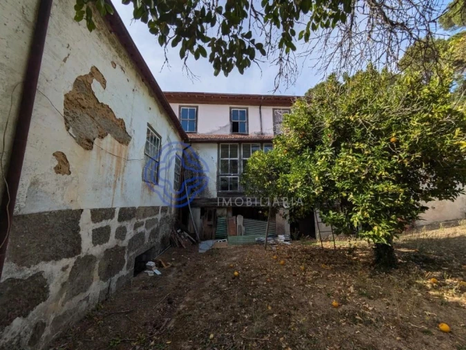 Moradia T8 para Venda em São Cipriano e Vil de Souto Foto 8