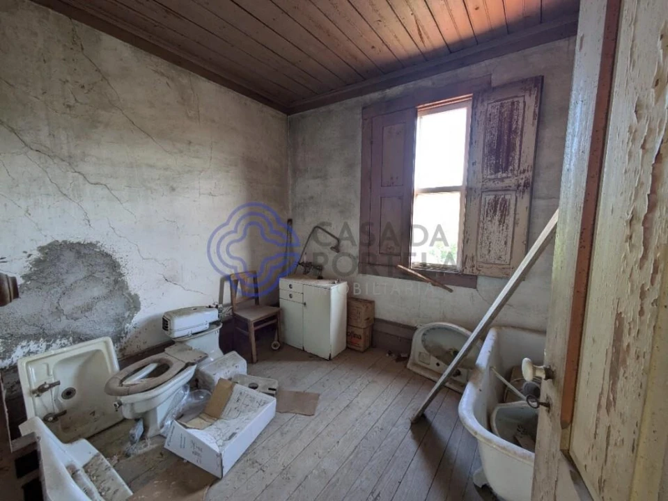 Moradia T8 para Venda em São Cipriano e Vil de Souto Foto 46