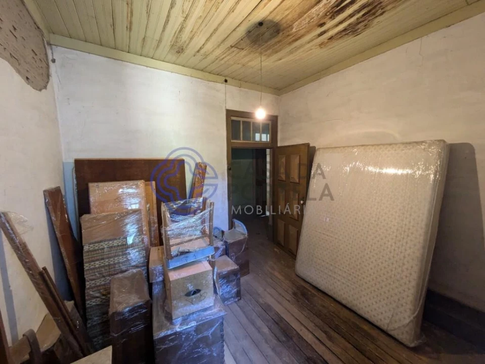 Moradia T8 para Venda em São Cipriano e Vil de Souto Foto 21