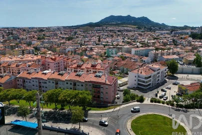Apartamento T2 para Venda em Algueirão-Mem Martins