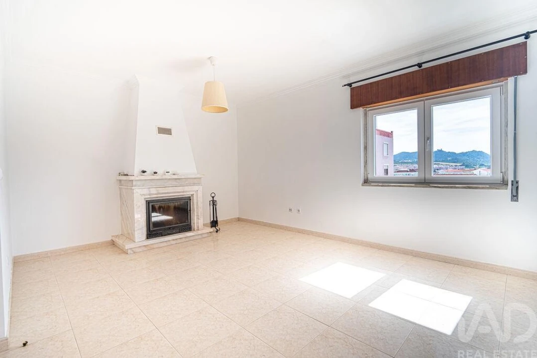 Apartamento T2 para Venda em Algueirão-Mem Martins Foto 20