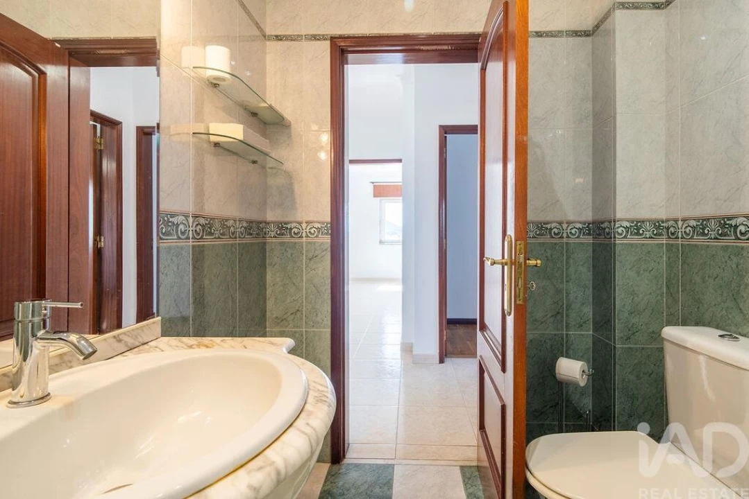 Apartamento T2 para Venda em Algueirão-Mem Martins Foto 12