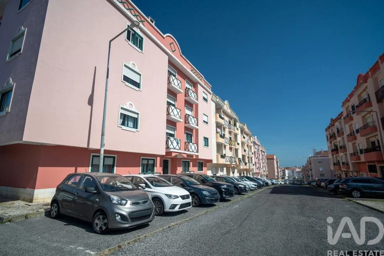 Apartamento T2 para Venda em Algueirão-Mem Martins Foto 8