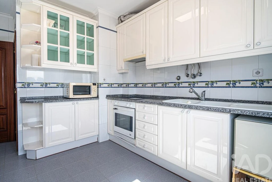 Apartamento T2 para Venda em Algueirão-Mem Martins Foto 28