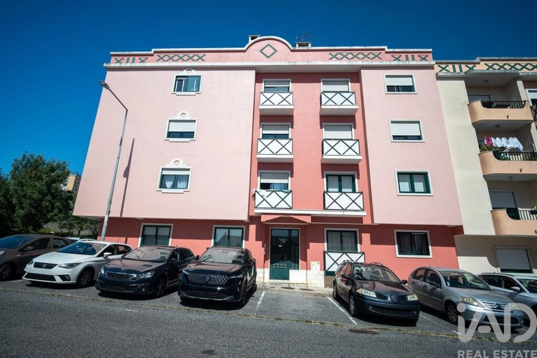 Apartamento T2 para Venda em Algueirão-Mem Martins Foto 7