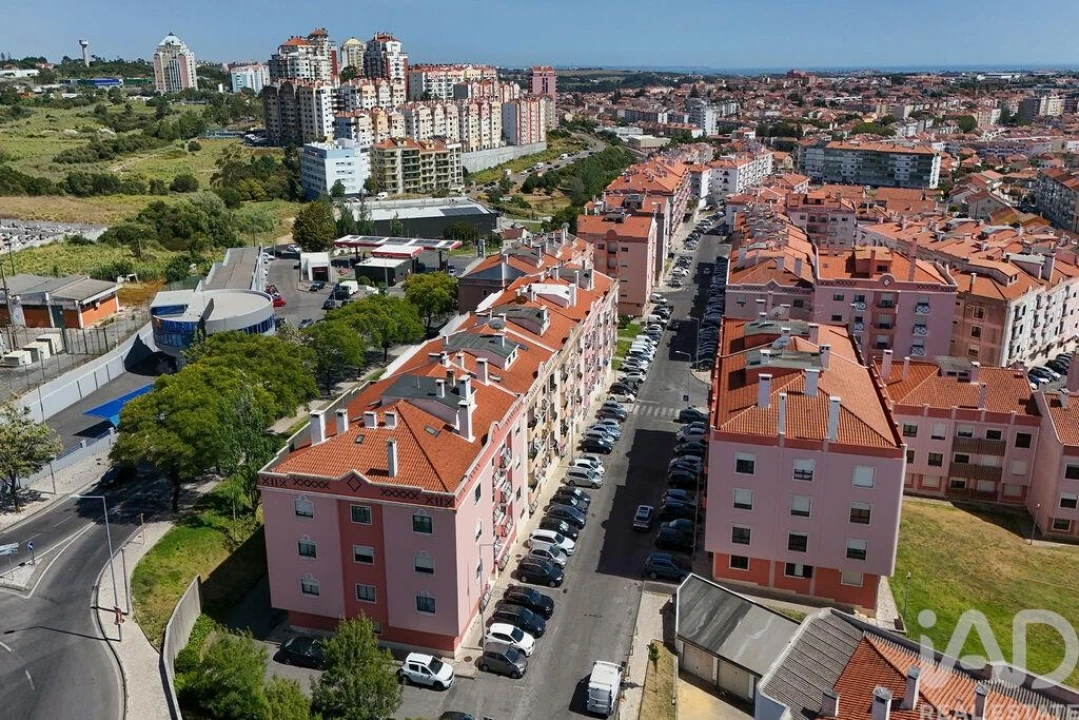 Apartamento T2 para Venda em Algueirão-Mem Martins Foto 3