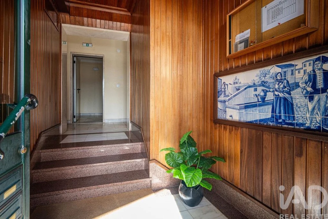 Apartamento T2 para Venda em Algueirão-Mem Martins Foto 32