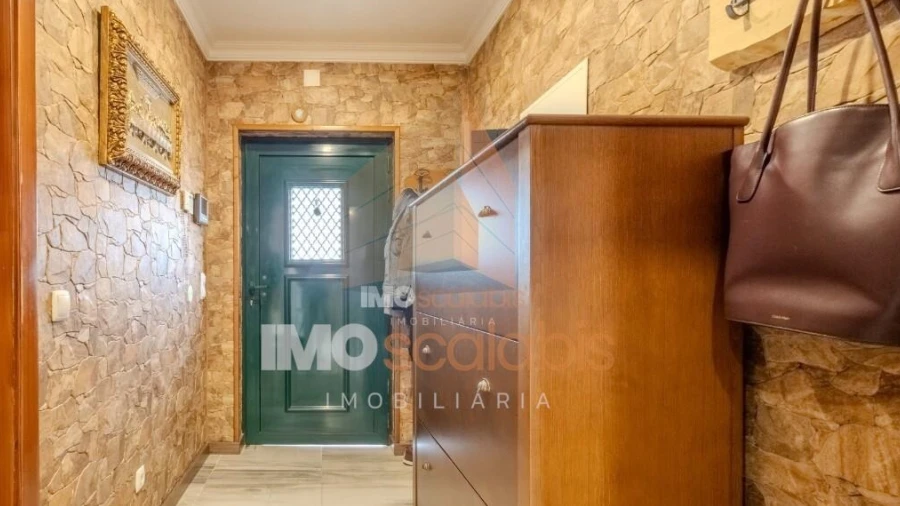 Moradia T4 para Venda em Romeira e Várzea
