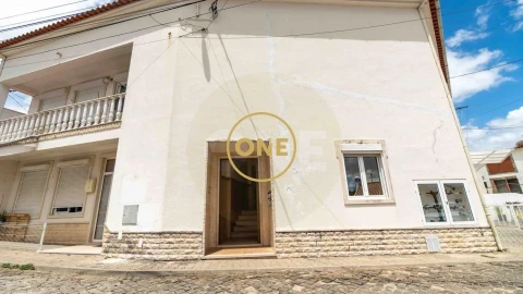 Apartamento T2 para Venda em Enxara do Bispo, Gradil e Vila Franca do Rosário