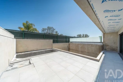 Moradia T3 para Venda em Montenegro