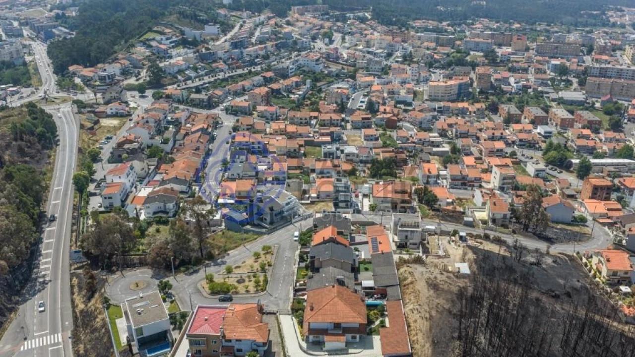 Terreno para Venda em Baguim do Monte (Rio Tinto) Foto 45