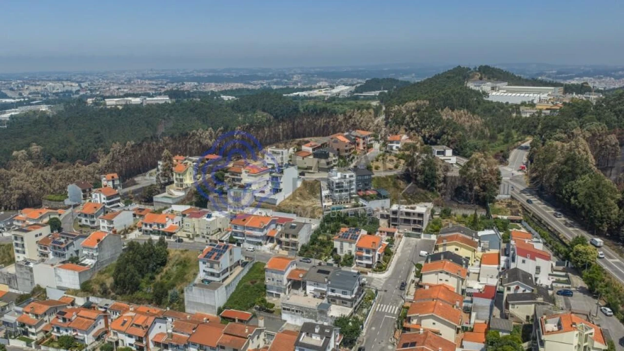 Terreno para Venda em Baguim do Monte (Rio Tinto) Foto 40