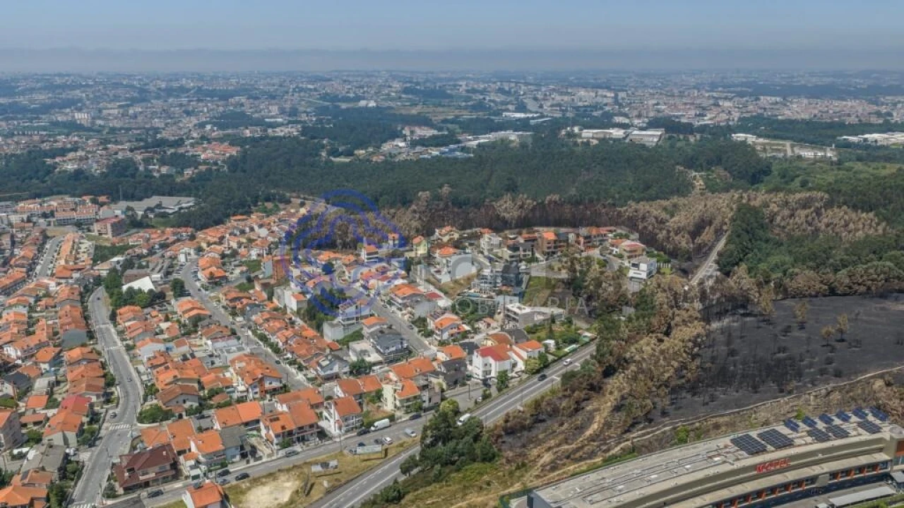 Terreno para Venda em Baguim do Monte (Rio Tinto) Foto 55