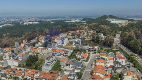 Terreno para Venda em Baguim do Monte (Rio Tinto)