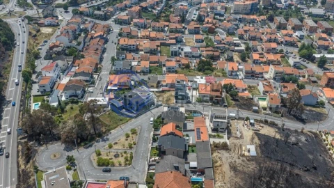 Terreno para Venda em Baguim do Monte (Rio Tinto)