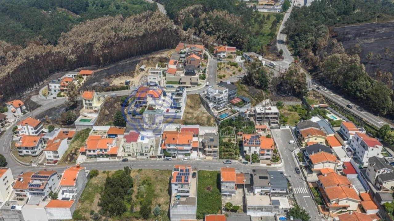 Terreno para Venda em Baguim do Monte (Rio Tinto) Foto 48