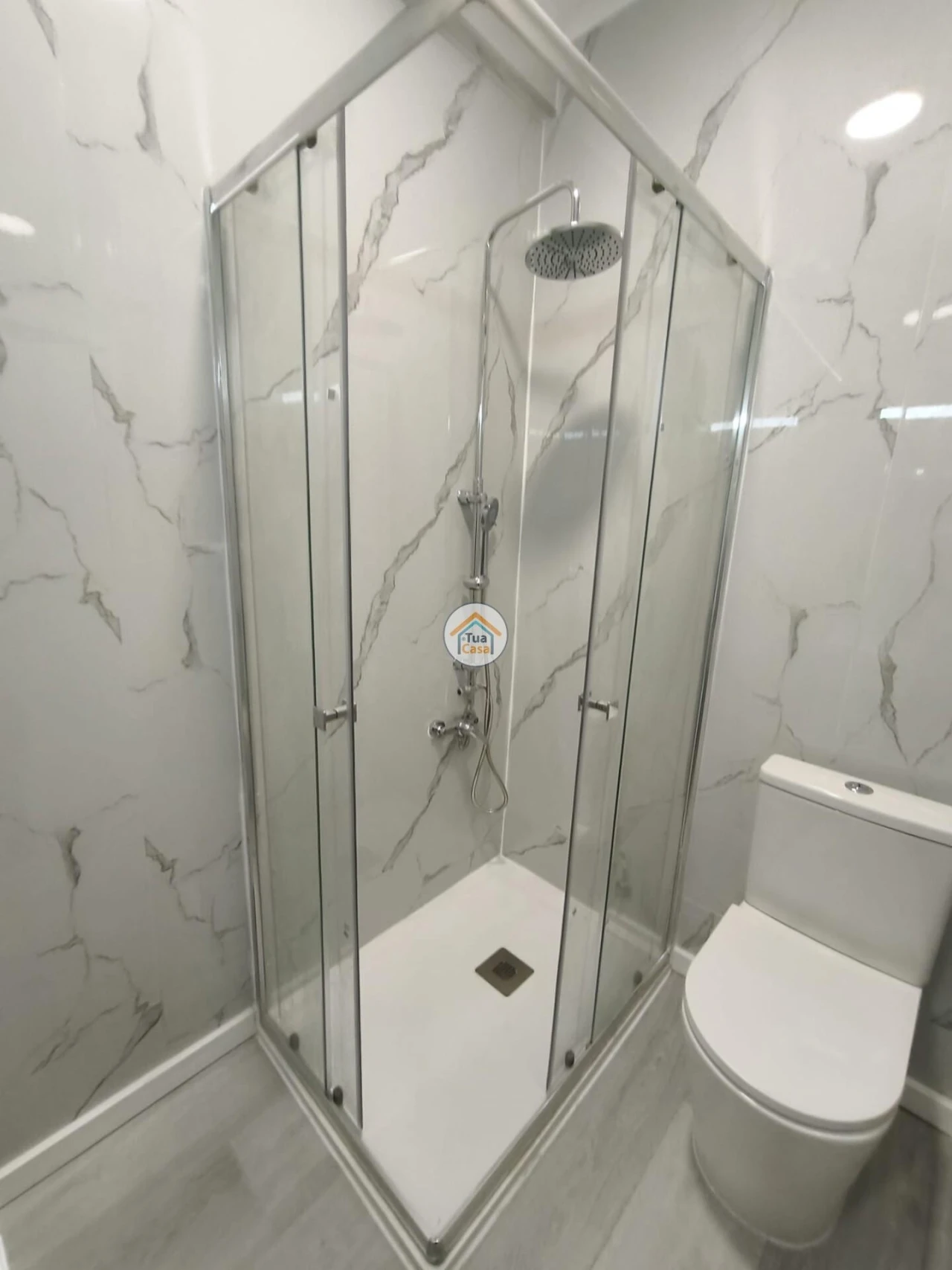 Apartamento T1 para Venda em Venteira Foto 16