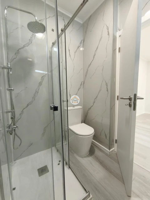 Apartamento T1 para Venda em Venteira