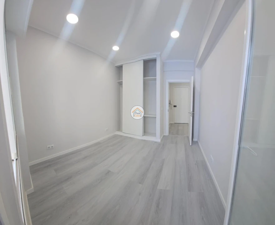 Apartamento T1 para Venda em Venteira Foto 12