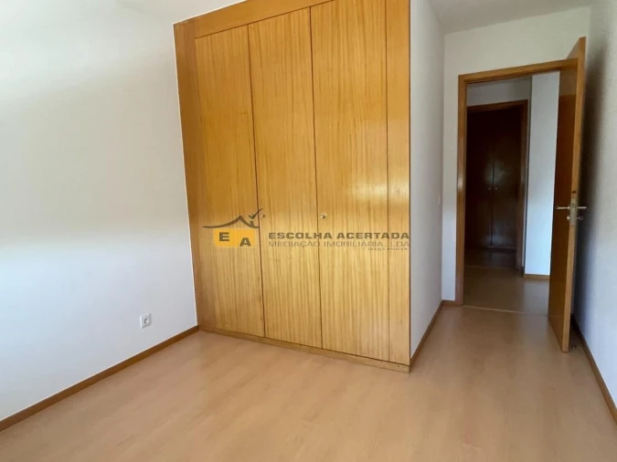 Apartamento T3 para Venda em Moreira Foto 6