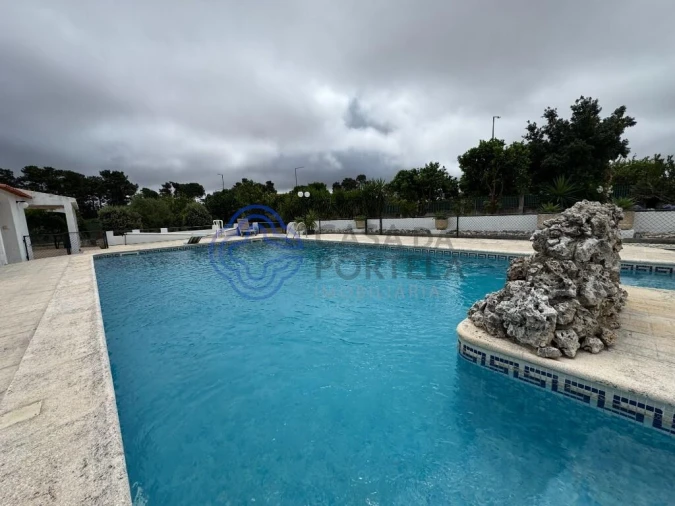 Moradia T4 para Venda em Quinta do Conde Foto 2