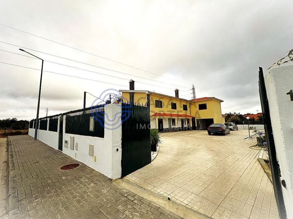 Moradia T4 para Venda em Quinta do Conde Foto 6