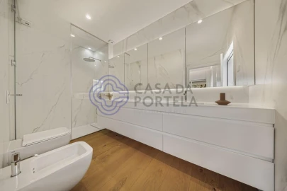 Moradia T4 para Venda em Aldoar, Foz do Douro e Nevogilde