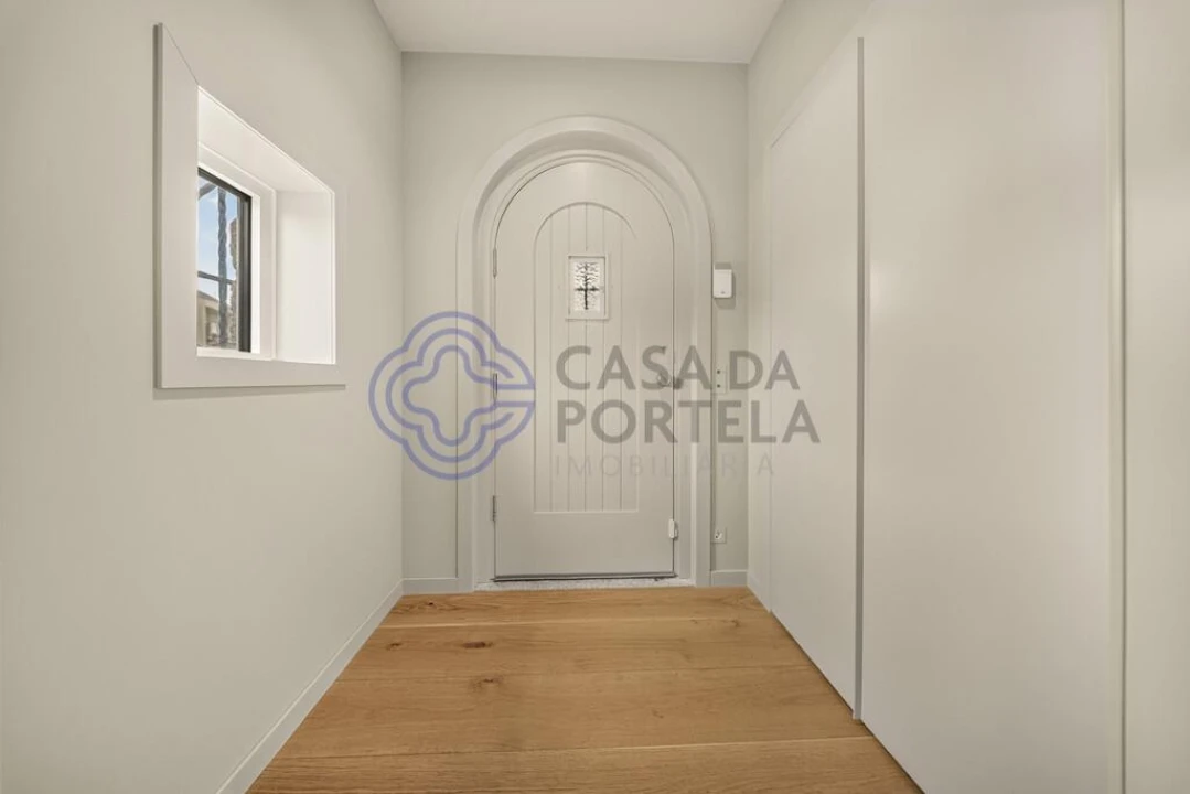 Moradia T4 para Venda em Aldoar, Foz do Douro e Nevogilde Foto 3