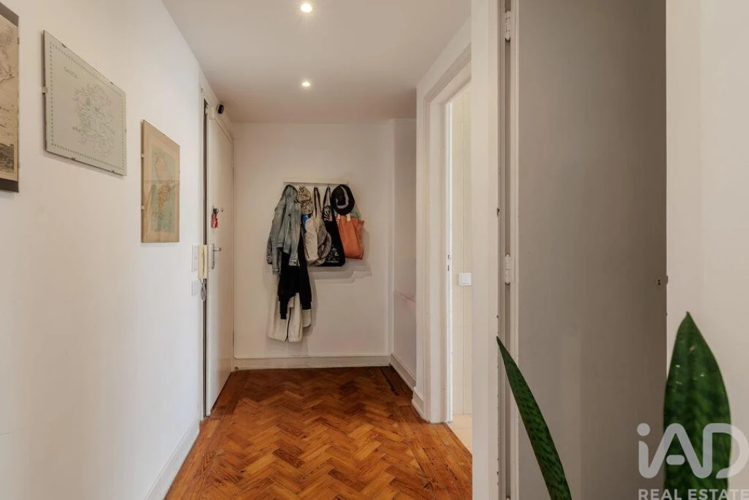 Apartamento T3 para Venda em Alvalade Foto 13