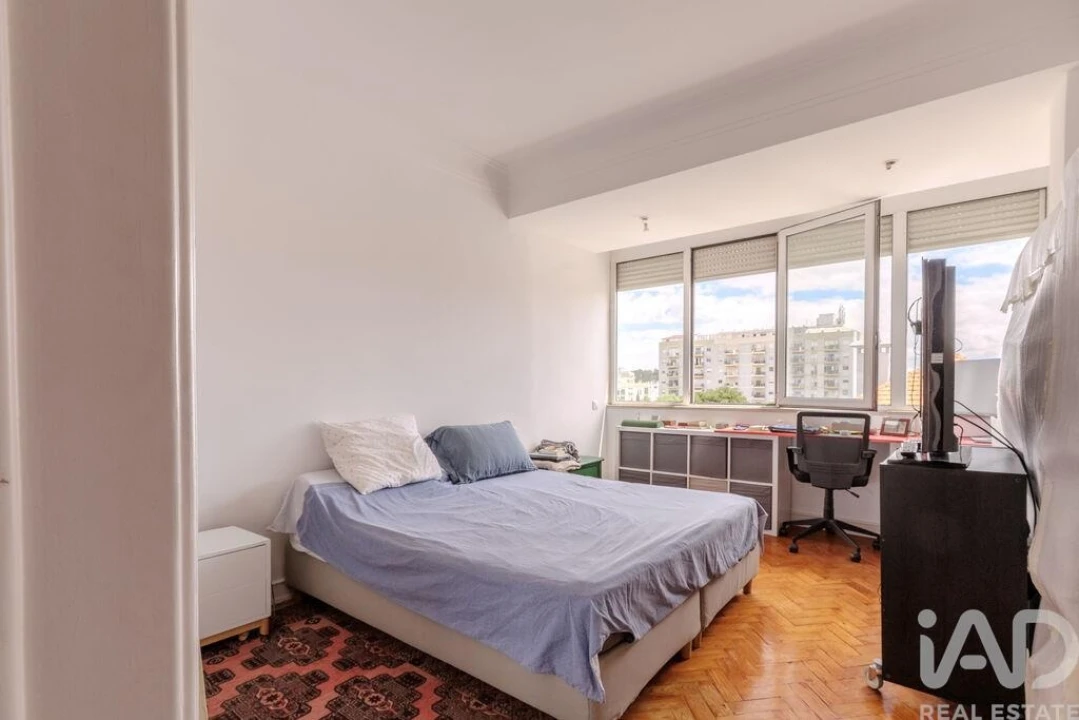 Apartamento T3 para Venda em Alvalade Foto 28