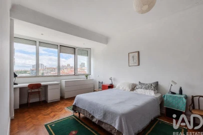 Apartamento T3 para Venda em Alvalade